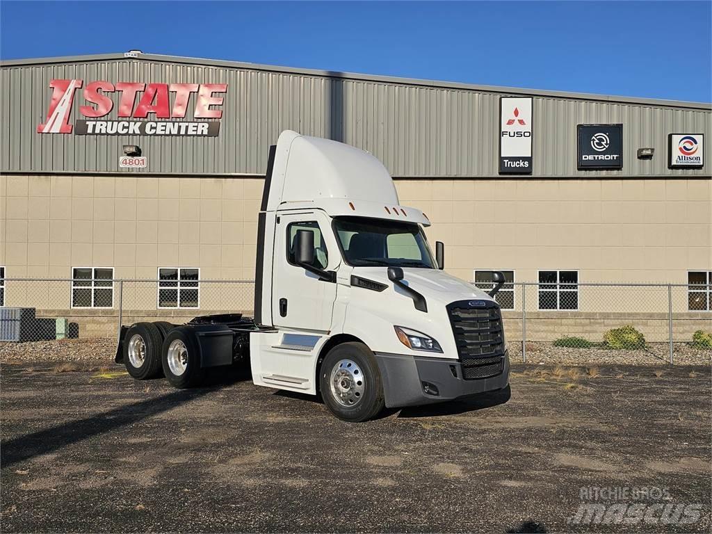 Freightliner PE116DC Motrici e Trattori Stradali