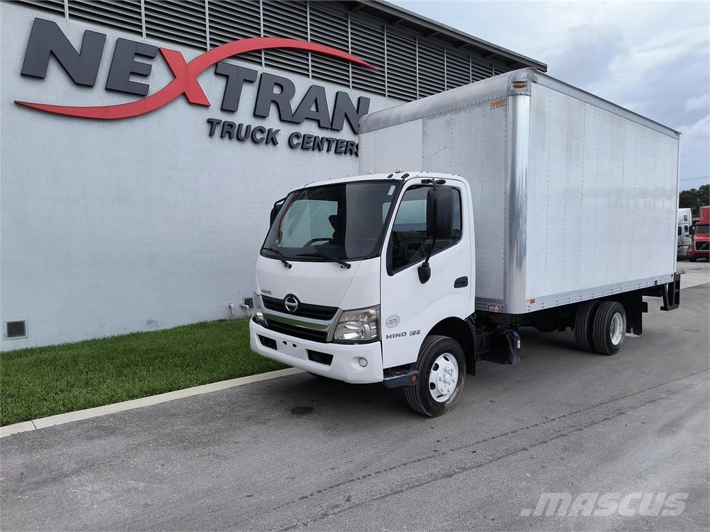 Hino 155 Camion cassonati