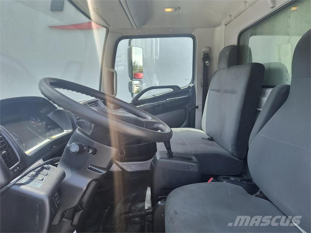 Hino 268 Camion cassonati