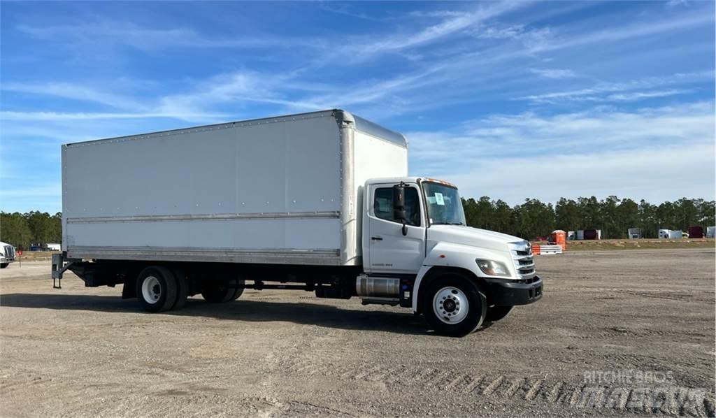 Hino 268A Camion cassonati
