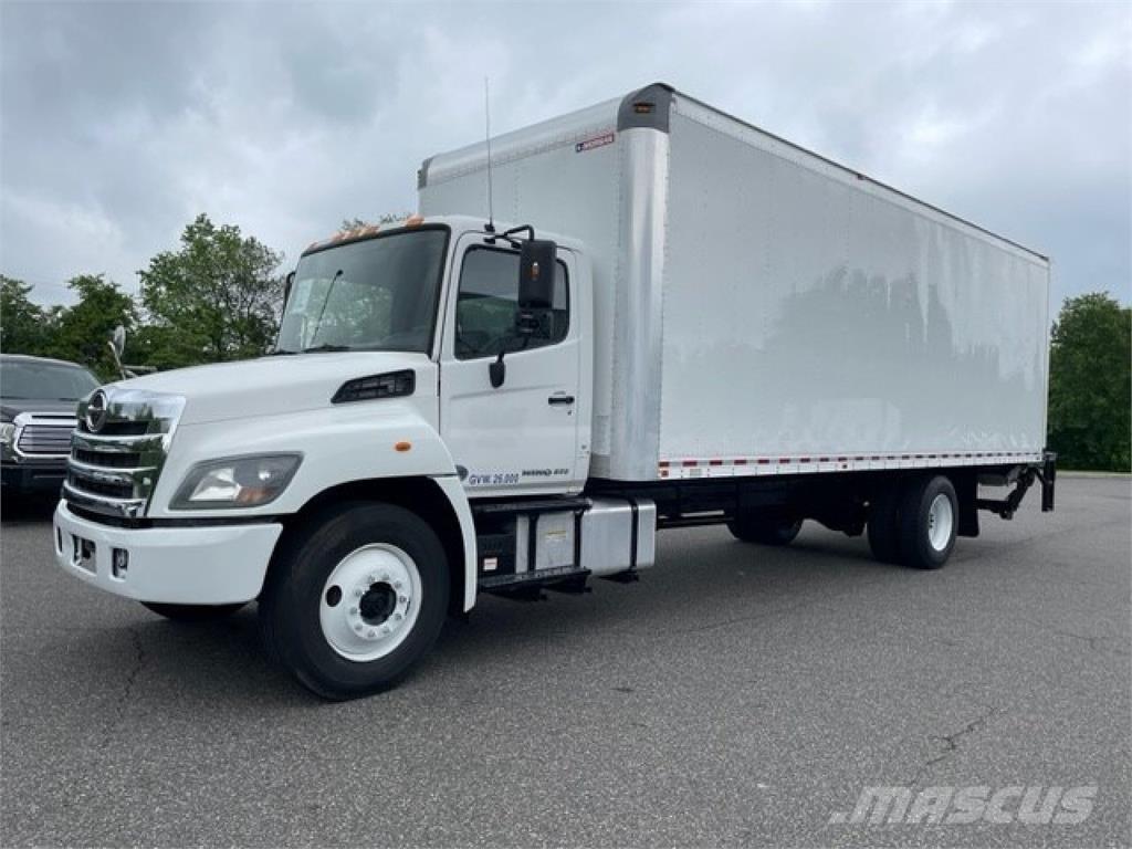 Hino 268A Camion cassonati