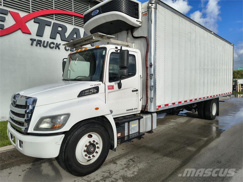 Hino 268A Camion cassonati
