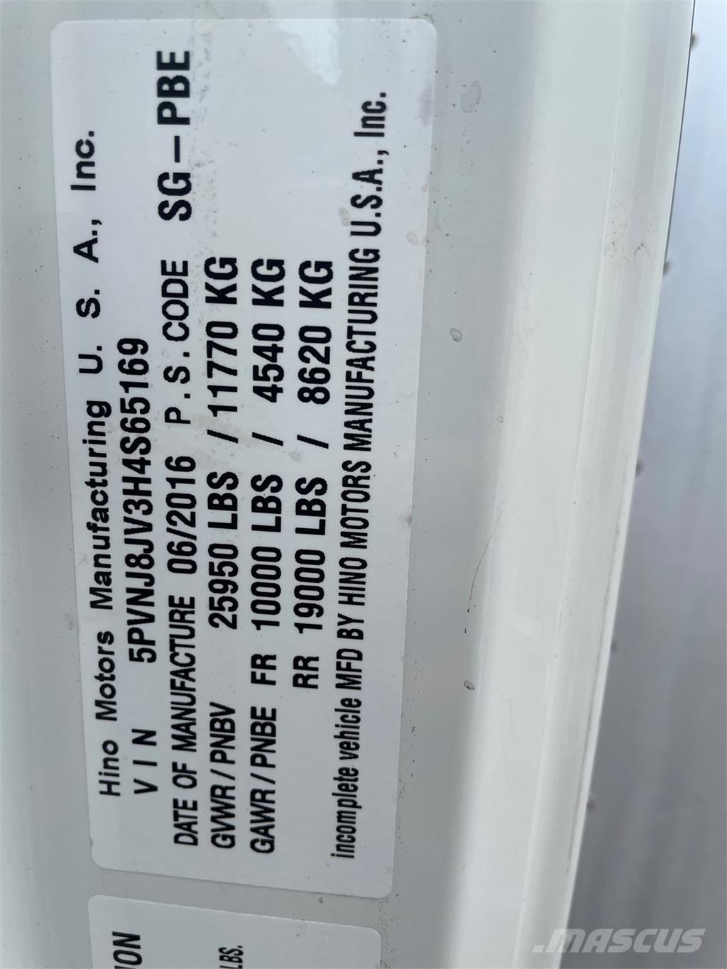 Hino 268A Camion cassonati