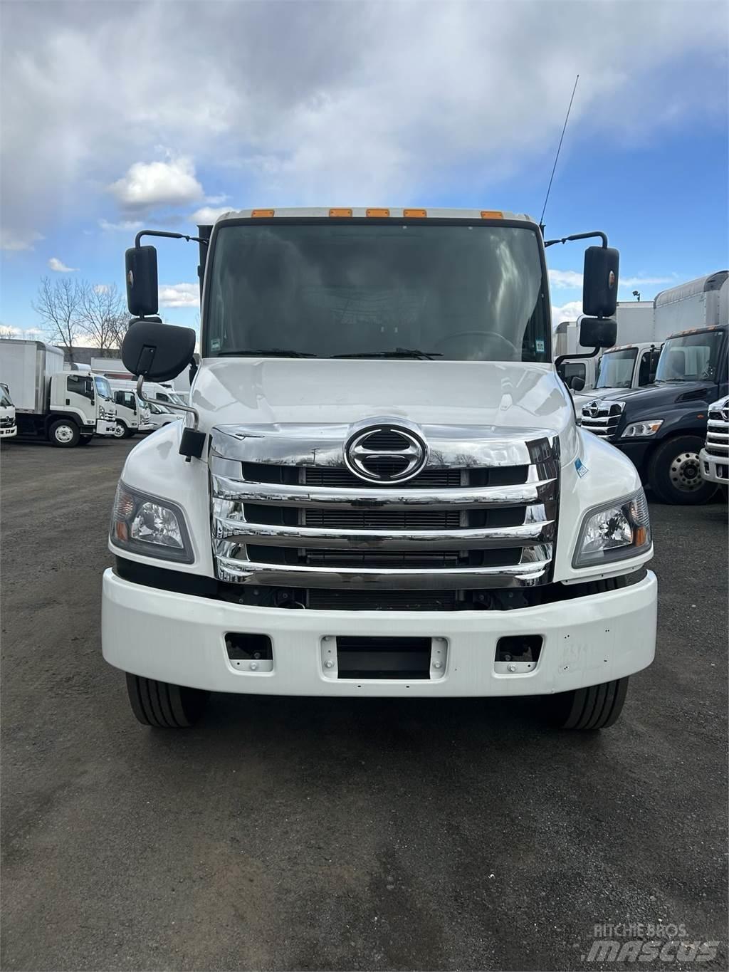 Hino 338 Camion altro