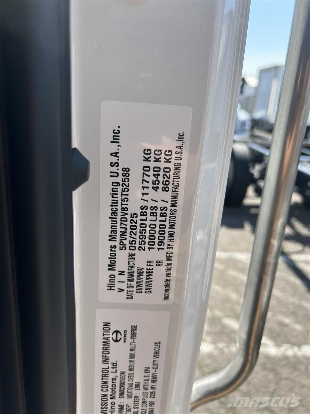 Hino L6 Camion cassonati