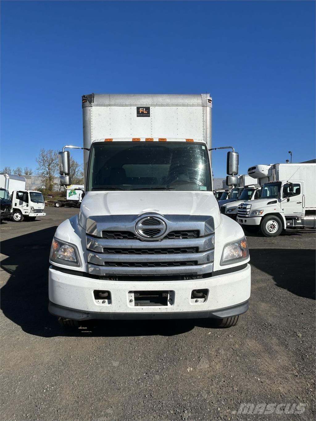Hino L6 Camion cassonati
