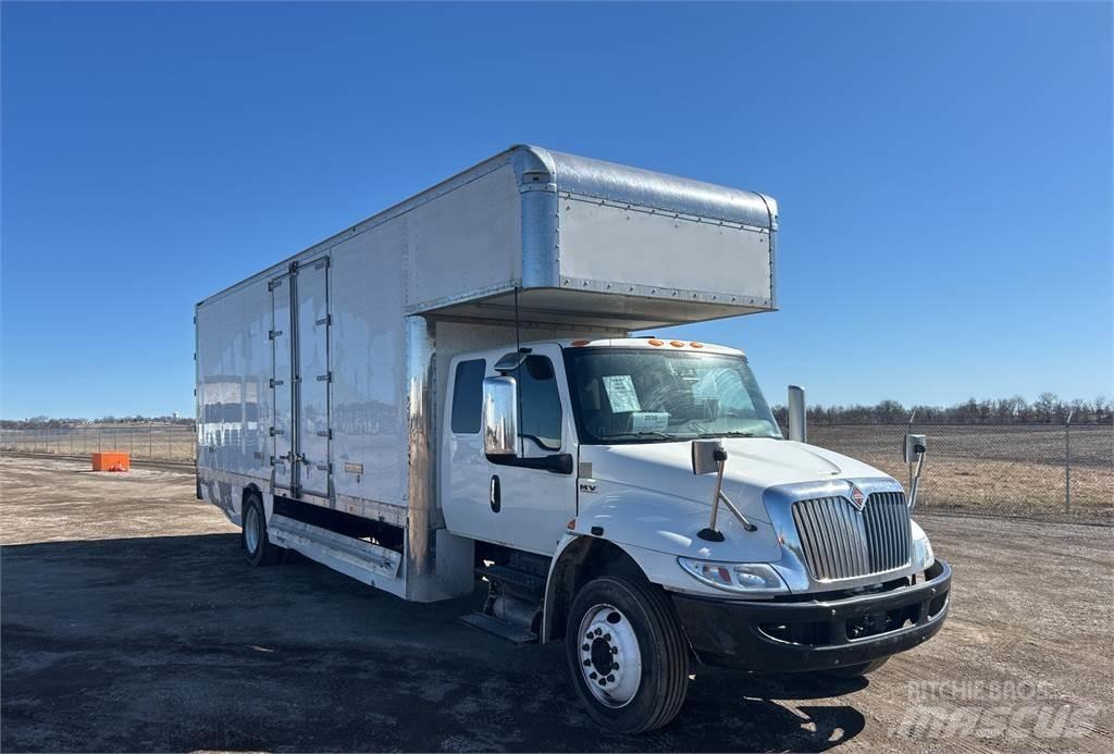 International 4300 Camion cassonati