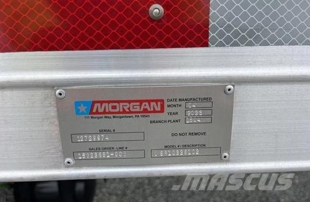 International 4300 Camion cassonati