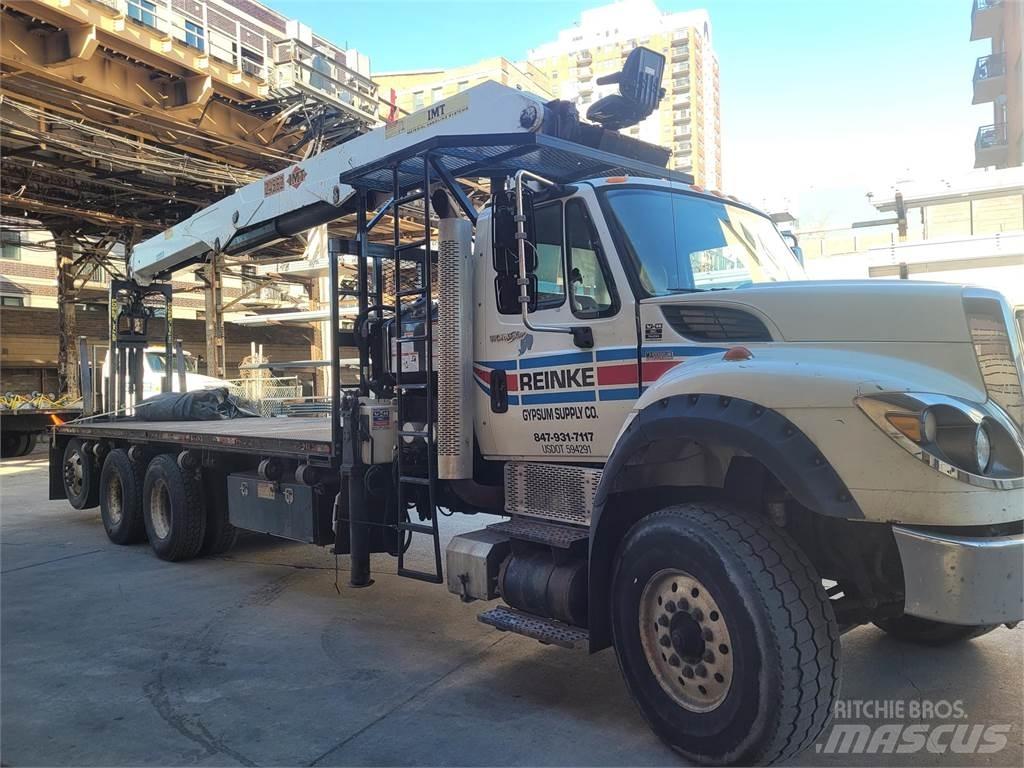 International 7600 Camion altro
