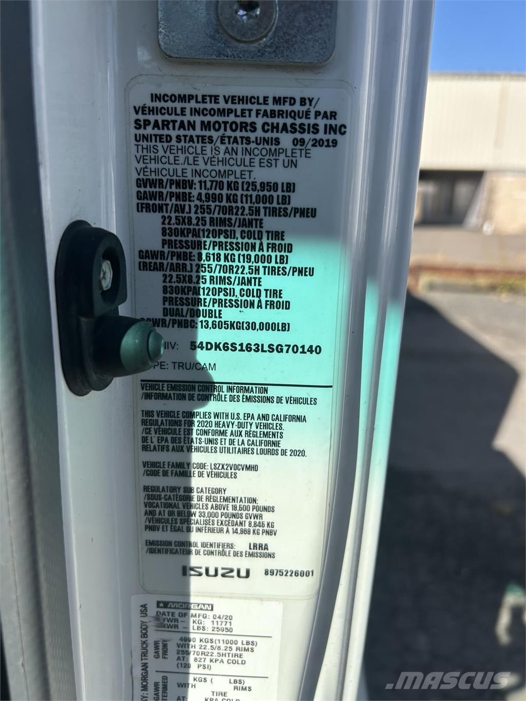 Isuzu FTR Camion cassonati