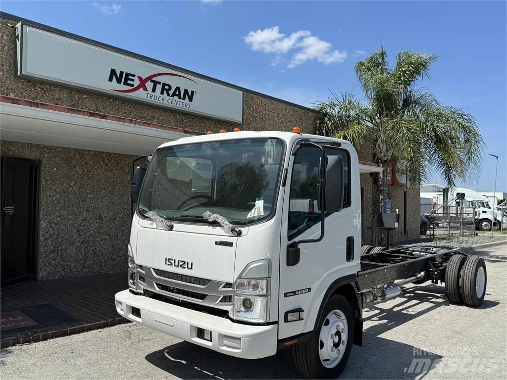 Isuzu NPR-1F404 Camion cassonati
