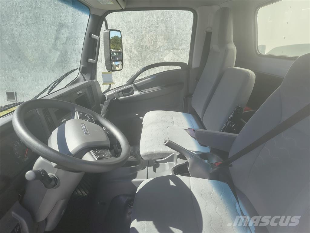 Isuzu NPR-3Y354 Camion cassonati