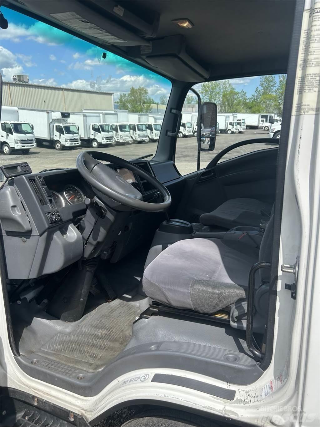 Isuzu NPR HD Camion cassonati