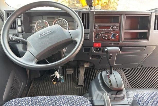 Isuzu NPR HD Camion cassonati