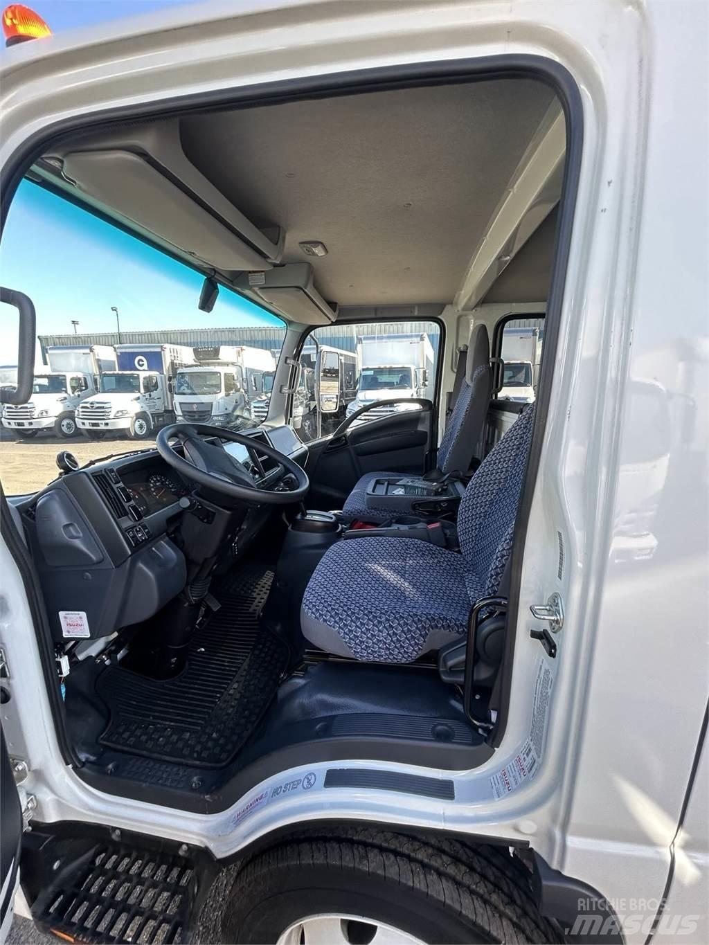 Isuzu NPR HD DC Camion cassonati