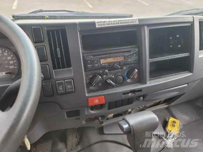 Isuzu NPR HD EFI 14' Camion ribaltabili