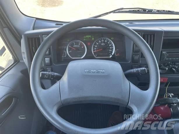 Isuzu NPR XD Camion cassonati