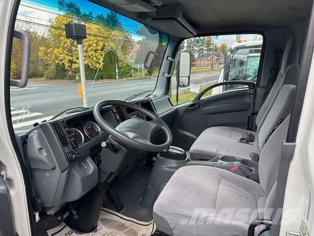 Isuzu NQR Camion cassonati