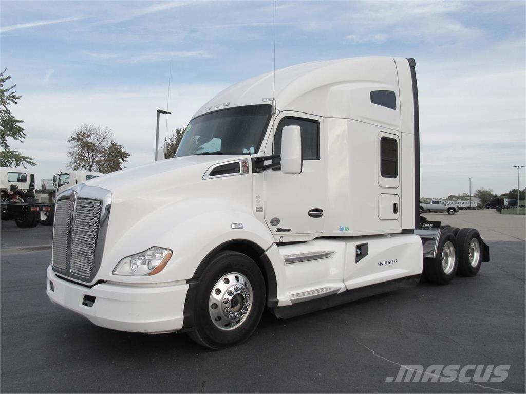 Kenworth T680 Motrici e Trattori Stradali
