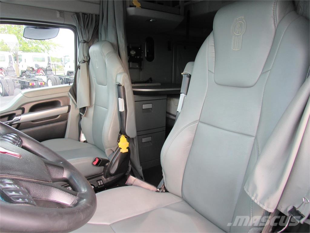 Kenworth T680 Motrici e Trattori Stradali