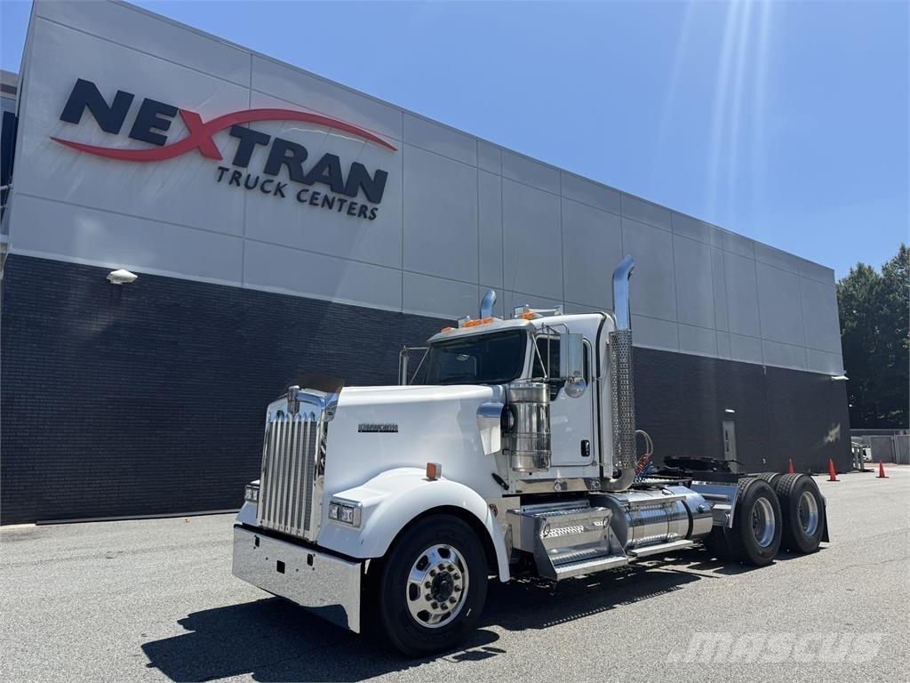 Kenworth W900 Motrici e Trattori Stradali