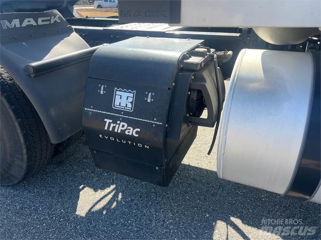 Mack AN64T Motrici e Trattori Stradali