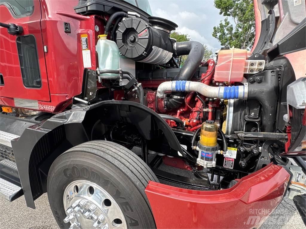 Mack AN64T Motrici e Trattori Stradali