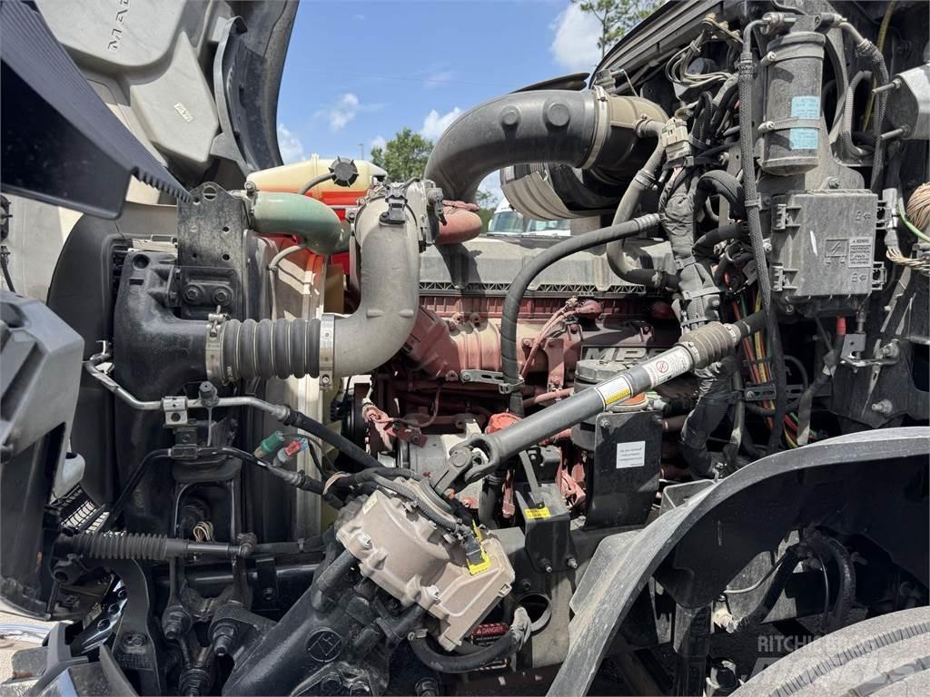 Mack AN64T Motrici e Trattori Stradali