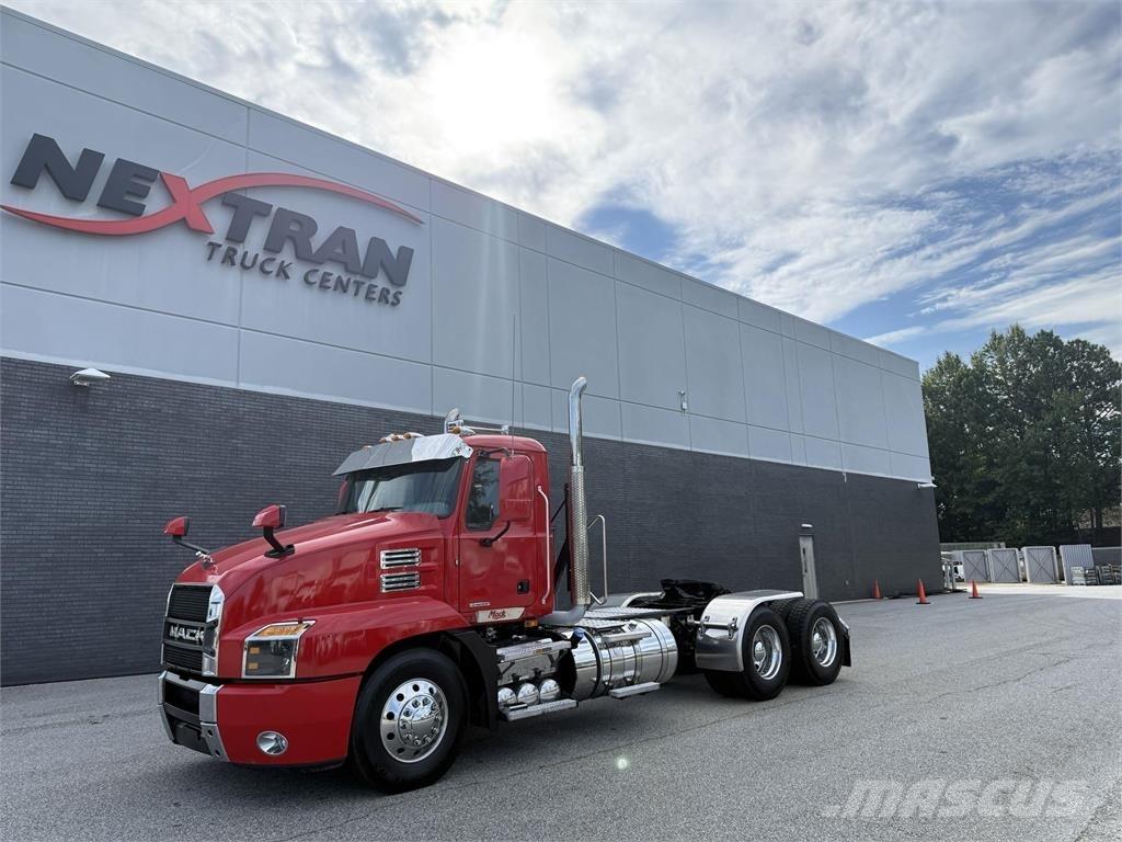Mack AN64T Motrici e Trattori Stradali