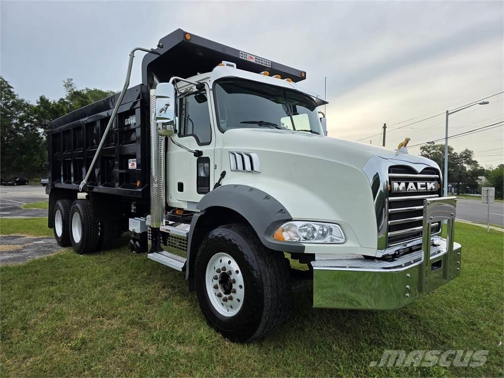 Mack GR64B Camion ribaltabili