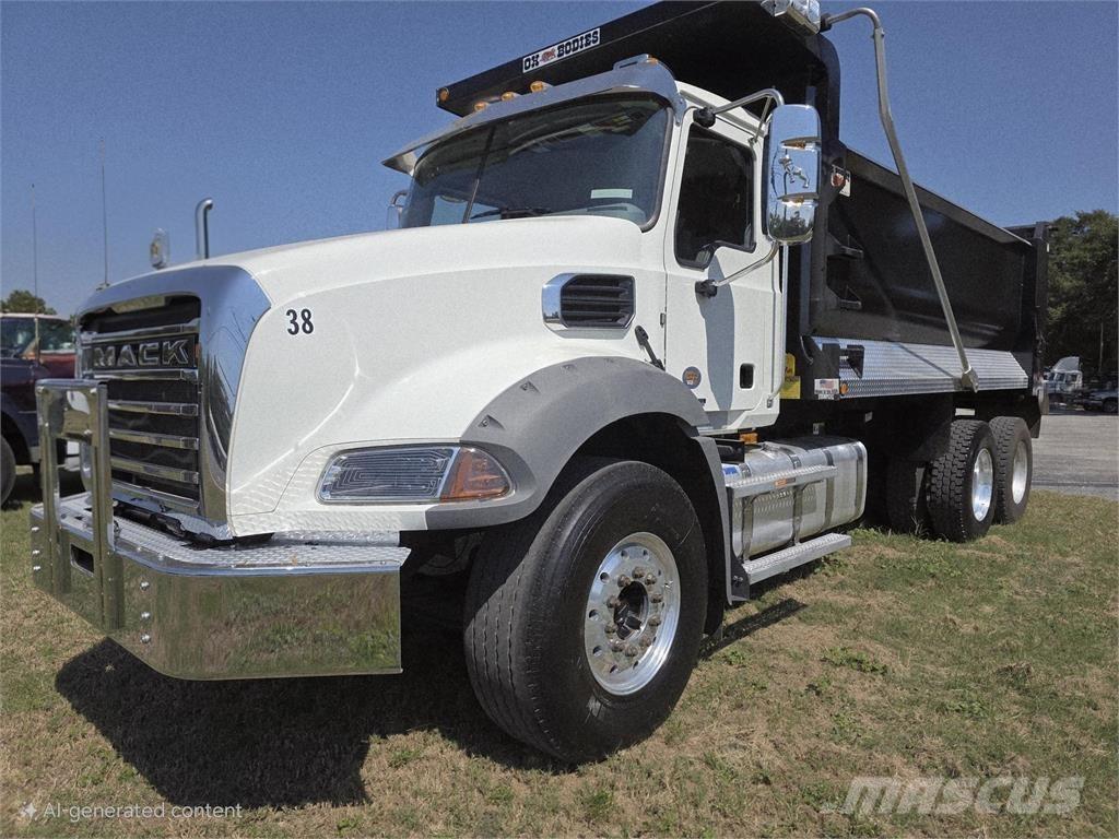 Mack GR64B Camion ribaltabili