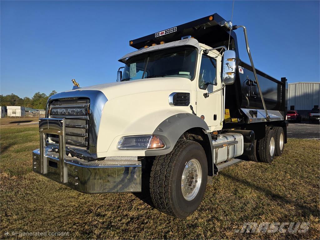 Mack GR64B Camion ribaltabili