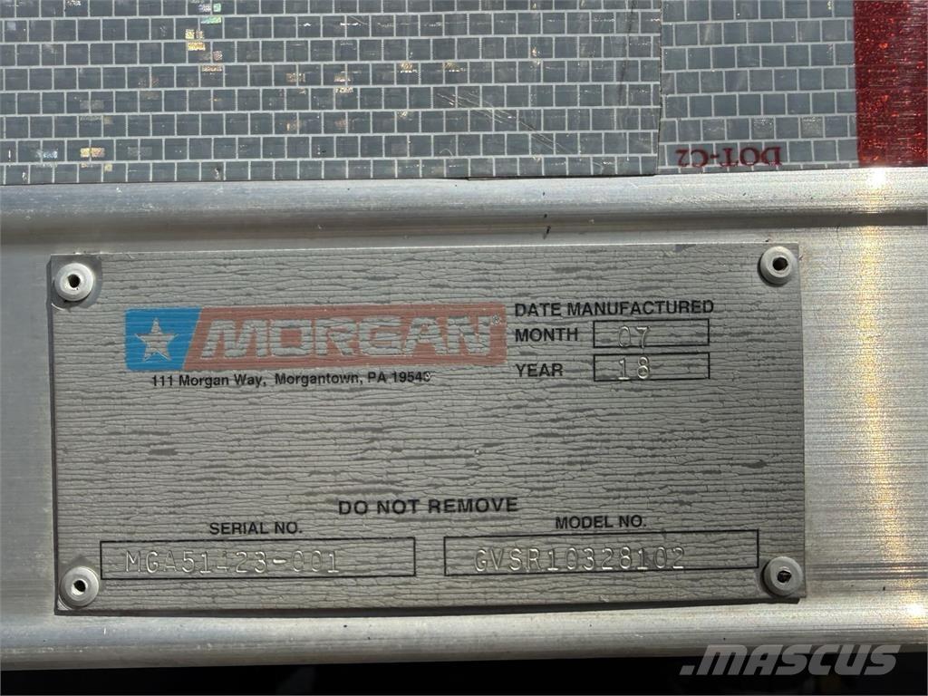 Mack GR64B9 Camion cassonati