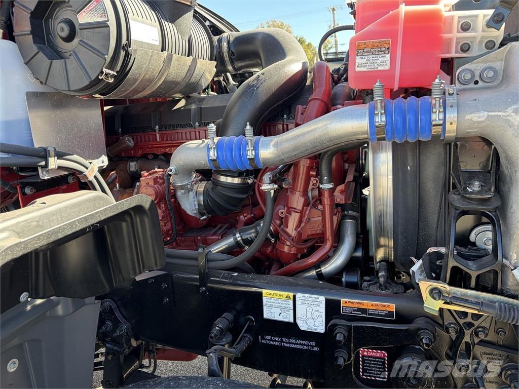 Mack GR64FR Betoniere