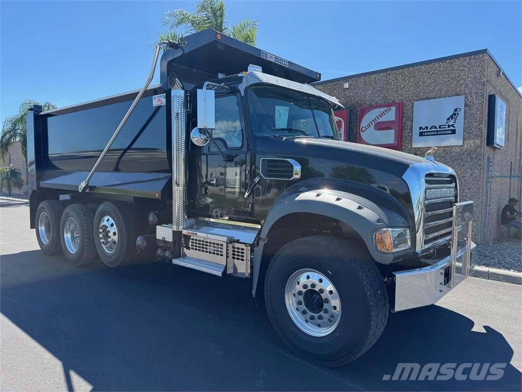 Mack GR84FR Camion ribaltabili