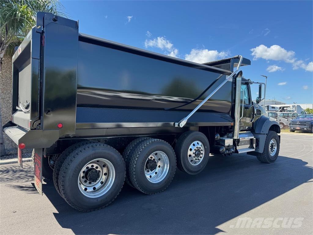 Mack GR84FR Camion ribaltabili