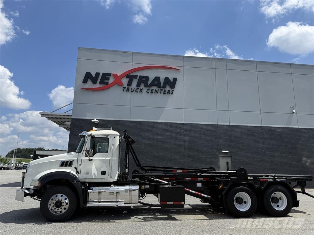 Mack GRANITE Camion altro