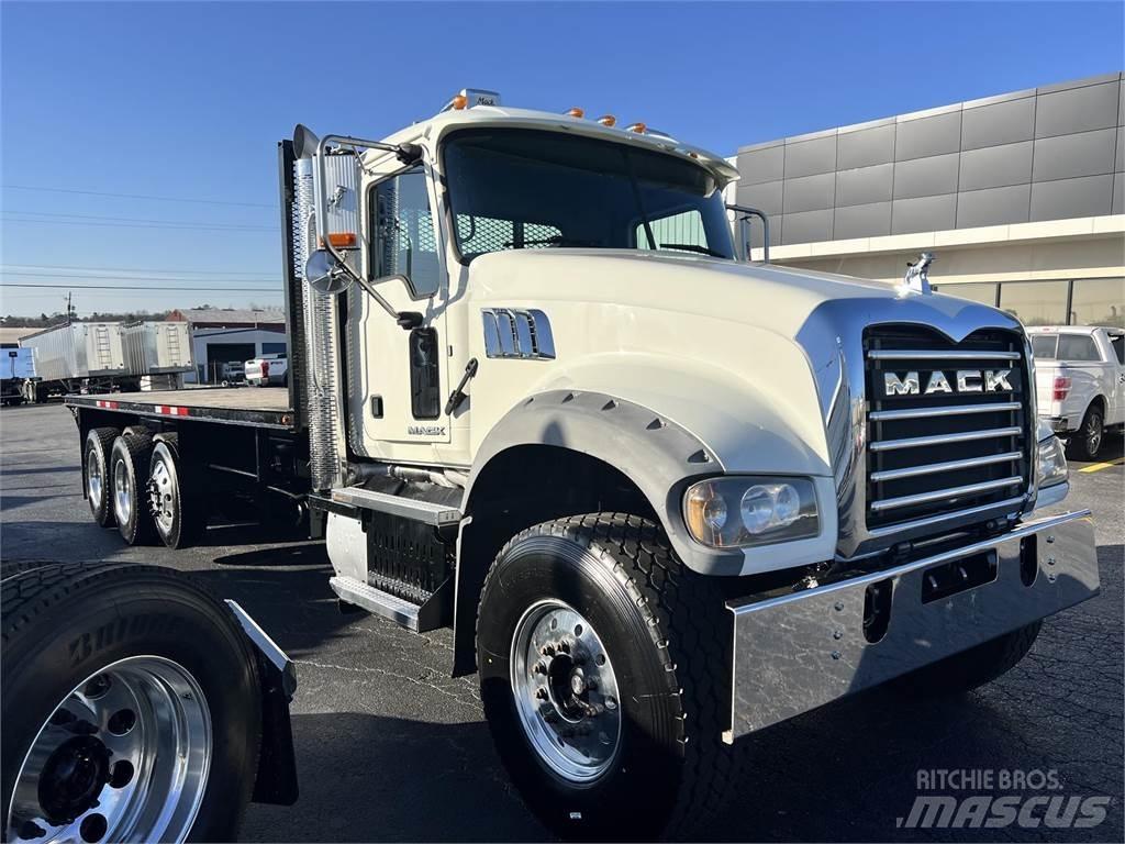 Mack GU713 Camion altro