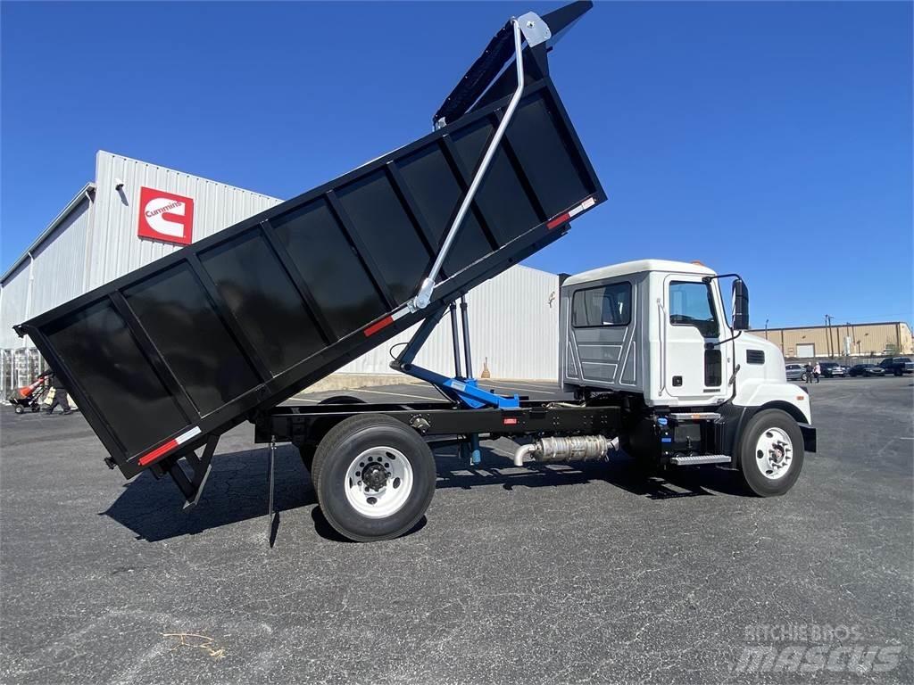 Mack MD6 42R Autocabinati