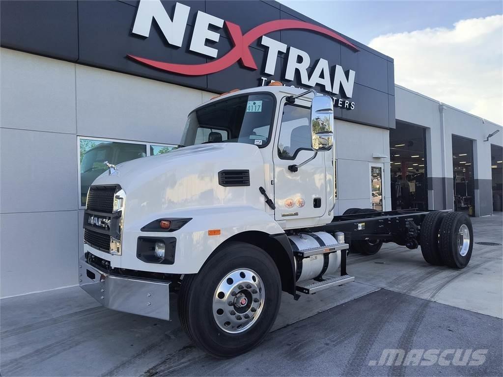 Mack MD7 42R Autocabinati