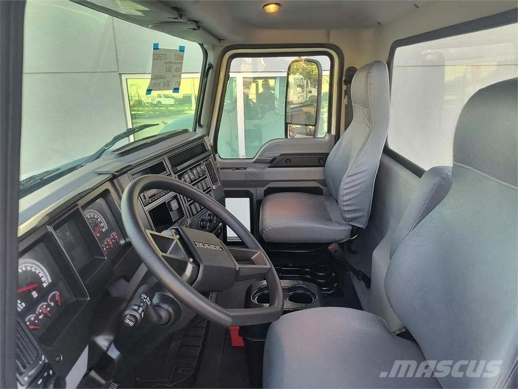 Mack MD7 42R Autocabinati