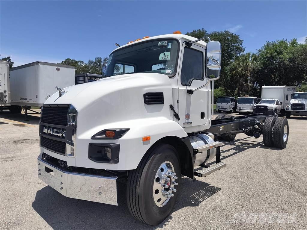 Mack MD7 42R Camion ribaltabili
