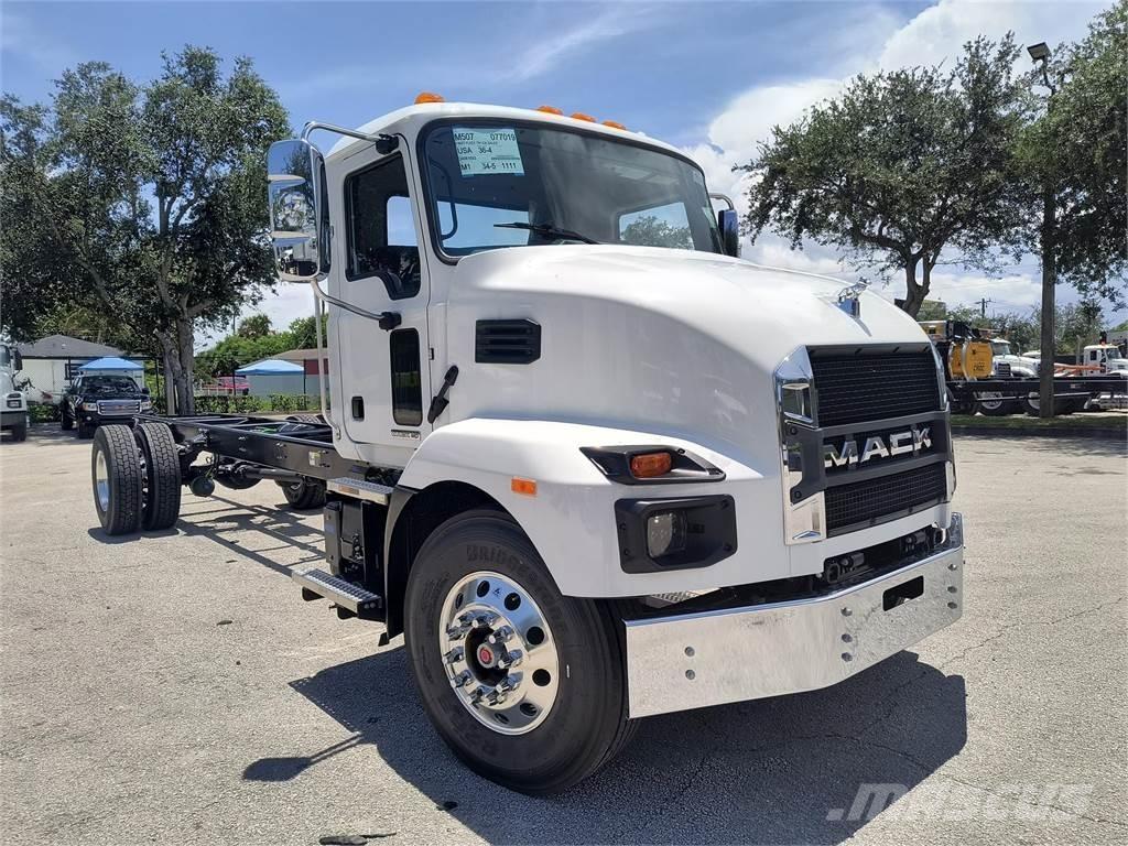 Mack MD7 42R Camion ribaltabili