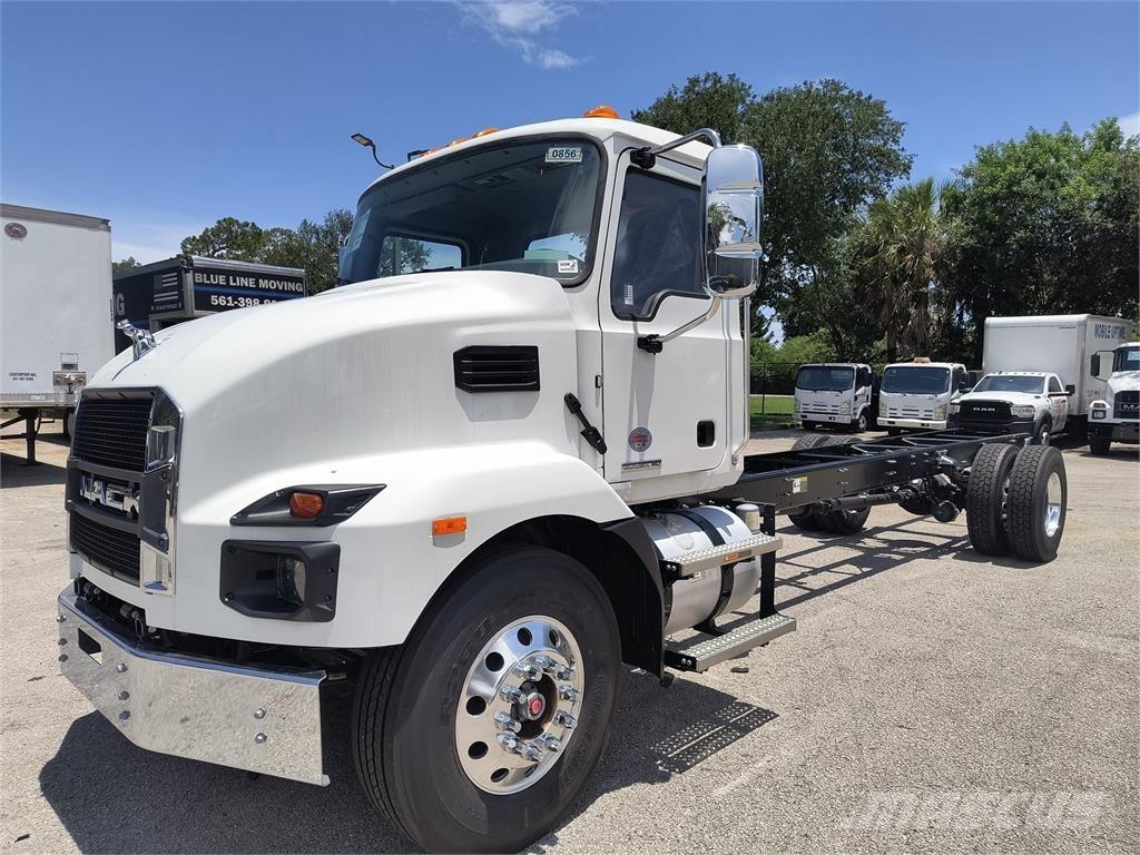 Mack MD7 42R Autocabinati