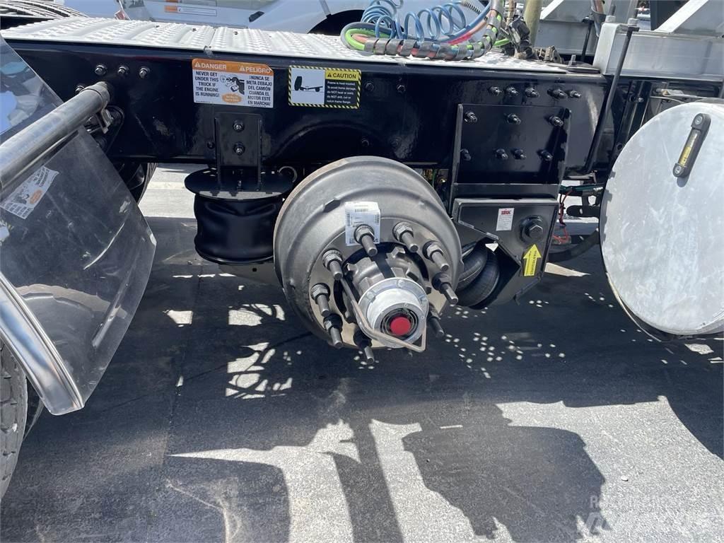 Mack PI64T Motrici e Trattori Stradali