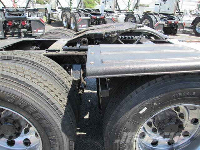 Mack PI64T Motrici e Trattori Stradali