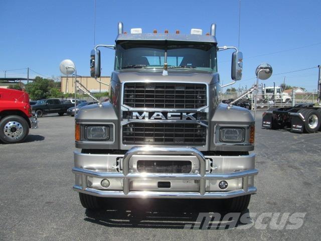 Mack PI64T Motrici e Trattori Stradali