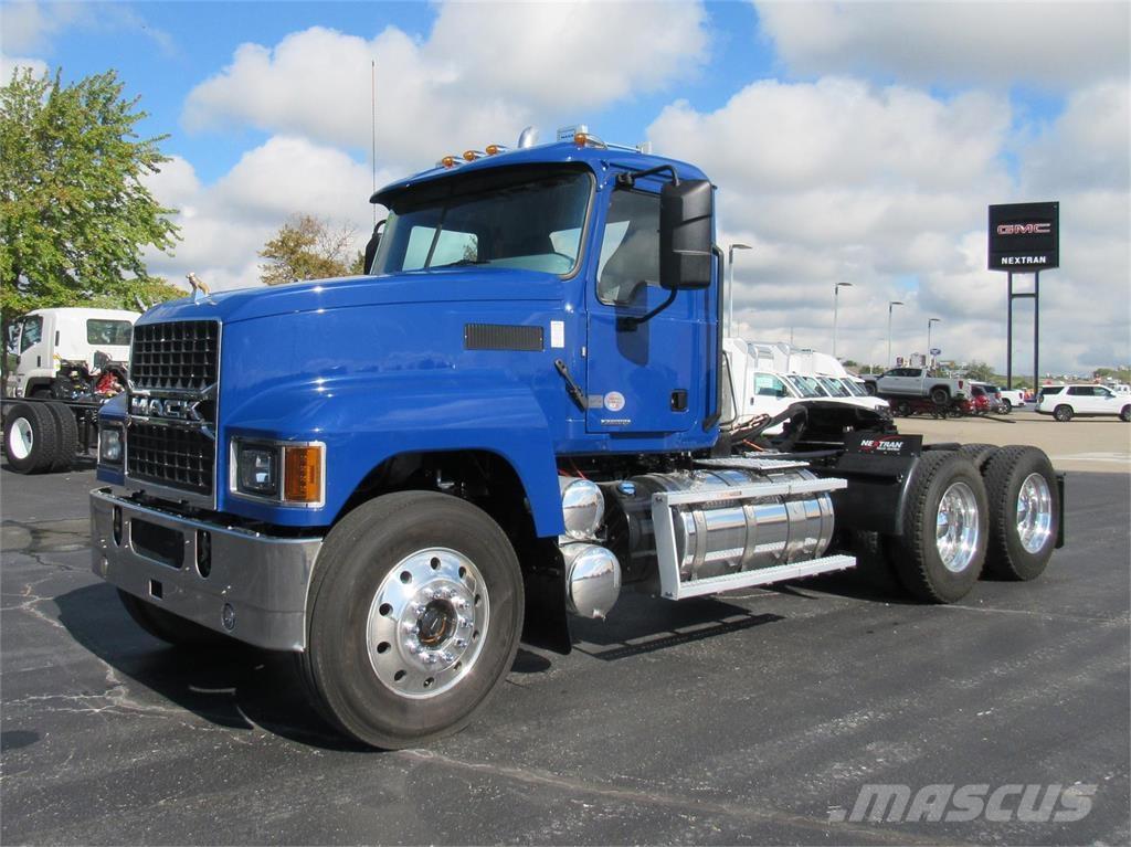 Mack PI64T Motrici e Trattori Stradali