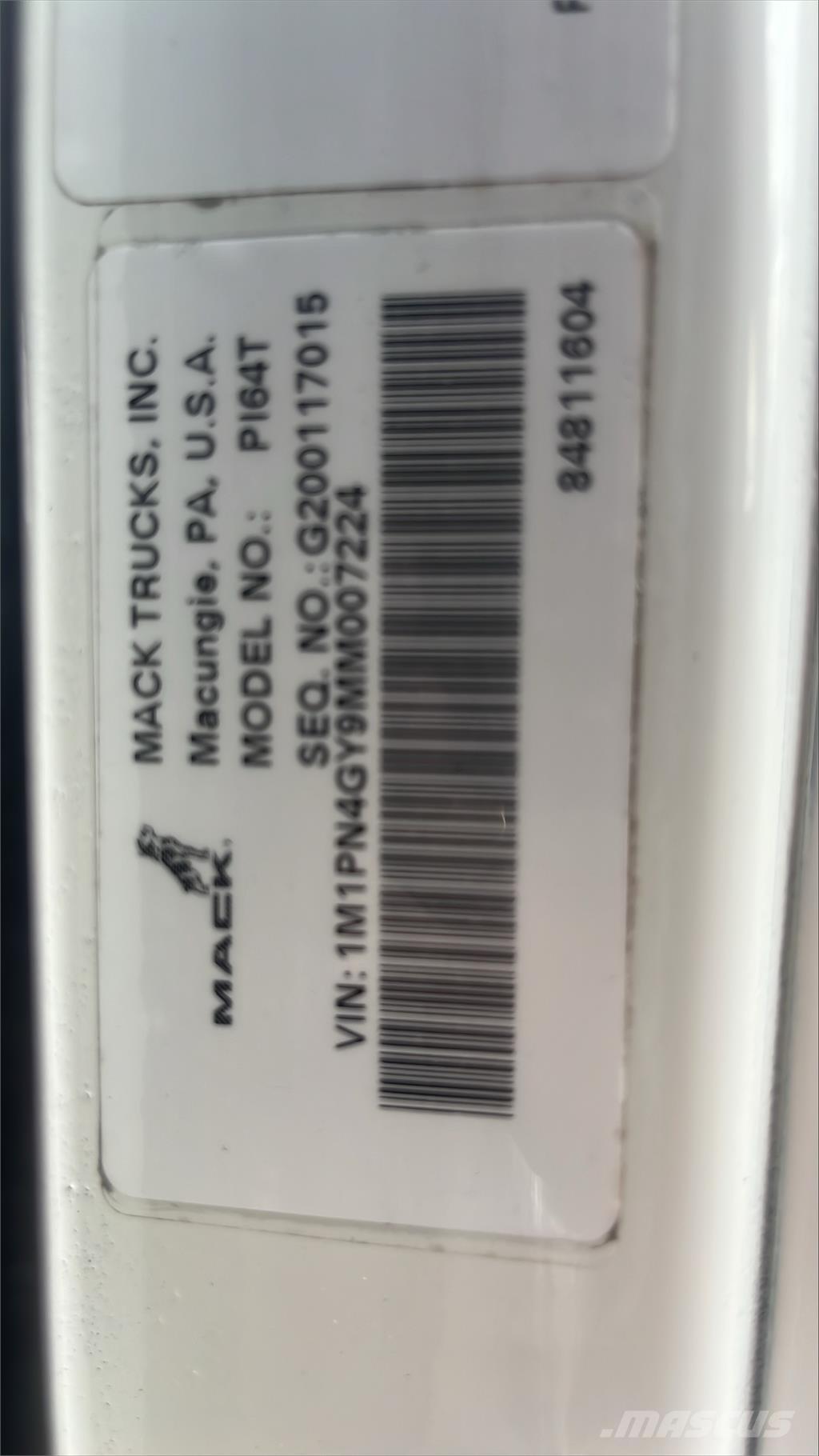 Mack PI64T Motrici e Trattori Stradali