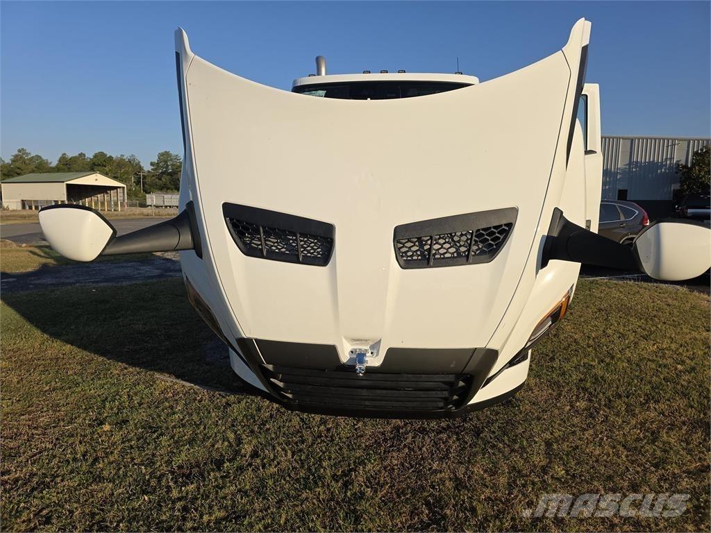 Mack PR64T Motrici e Trattori Stradali